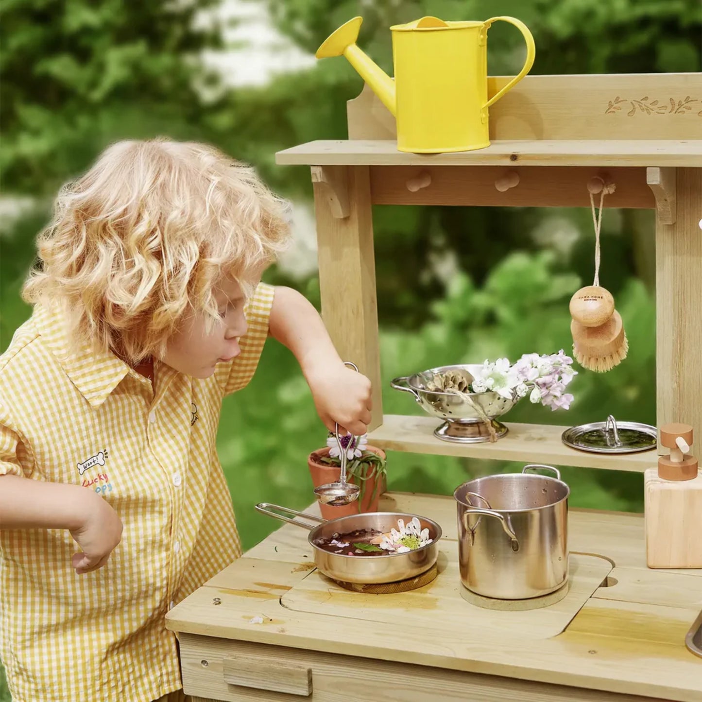 Little Teekies Outdoor Mud Kitchen with Water Faucet