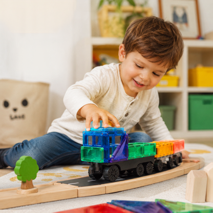 Little Teekie Magnetic Tile Truck Building Set