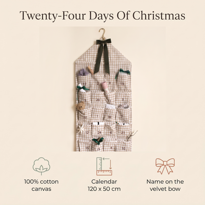 Little Teekie Personalised Gingham Advent Calendar | Velvet Bow Name, 120x50cm – Beige – key features