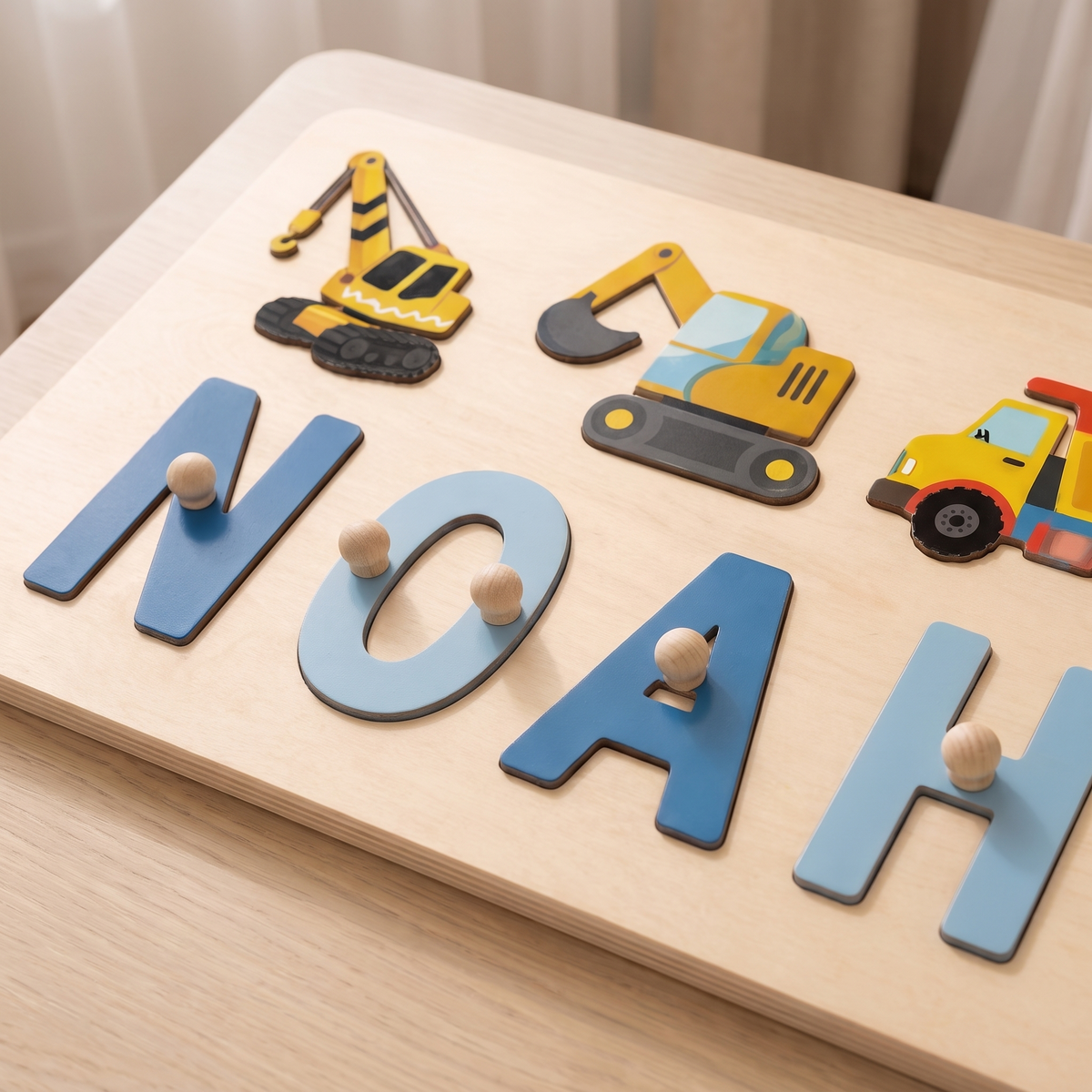 Little Teekie Personalised Vehicle Name Puzzle | Easy-Grip Letters, 22cm Board – Classic Colour – personalisation detail
