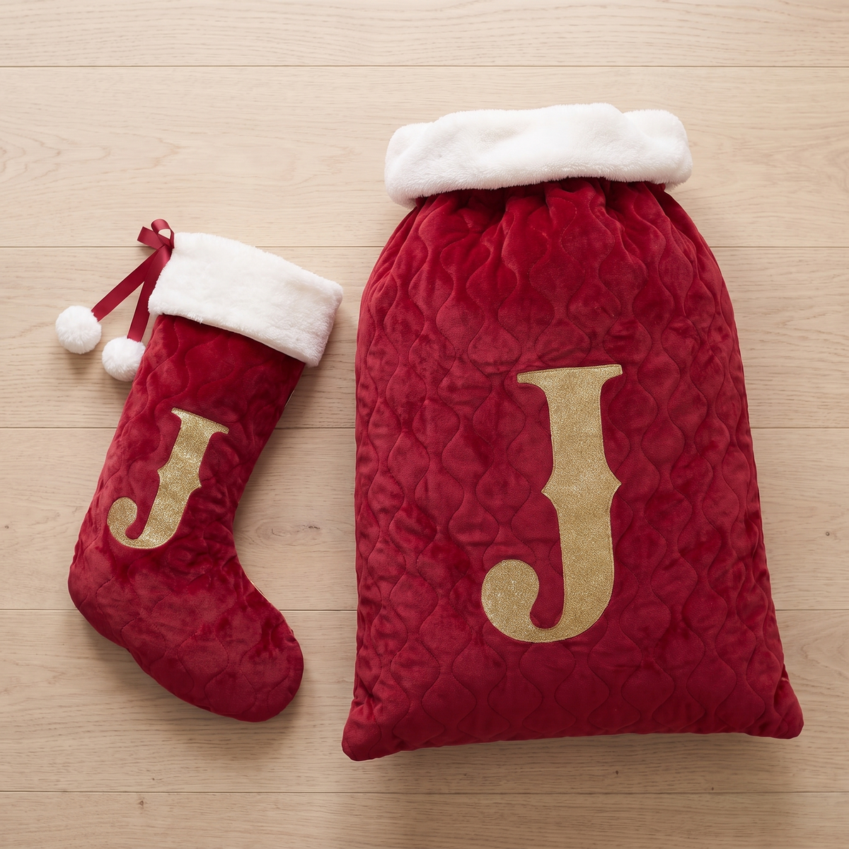 Little Teekie Personalised Sack & Stocking Gift Set | Embroidered Initial, Quilted Velvet – Red – what's included